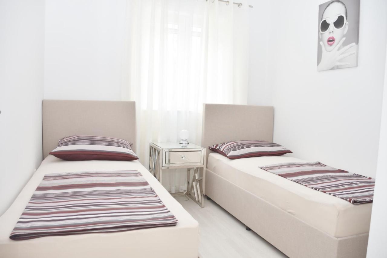Apartment Josip 2 Tribalj Exterior foto